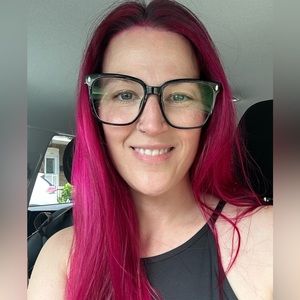 Meet your Posher, Marissa